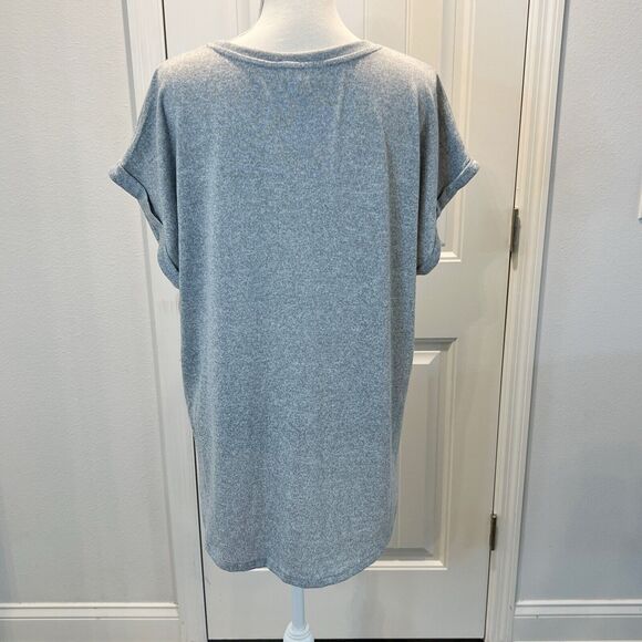 Clover + Pine Women's Shirt American Flag Size XL Short Sleeve Gray Patriotic - Picture 4 of 14